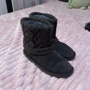 Size 10 Natural Reflections Boots